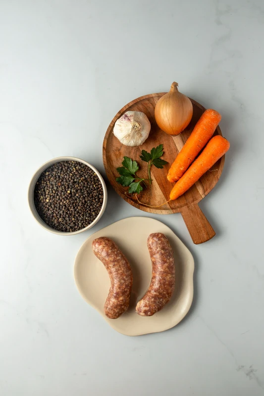 Lentilles vertes à la saucisse fumée