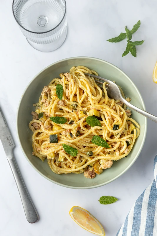 Spaghetti au thon et à la courgette