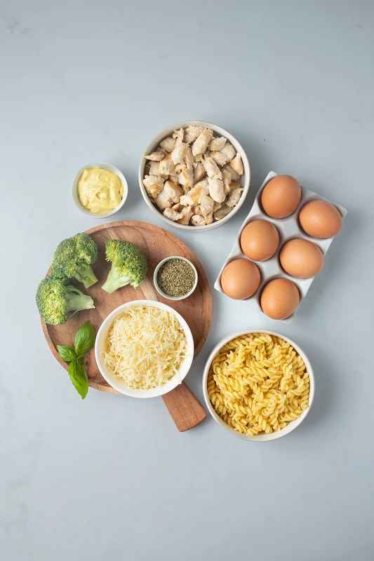 Gratin de pâtes au poulet et brocoli