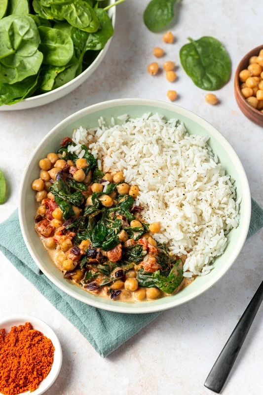 Curry de pois chiches et épinards, riz