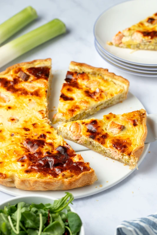 Tarte aux poireaux et au saumon